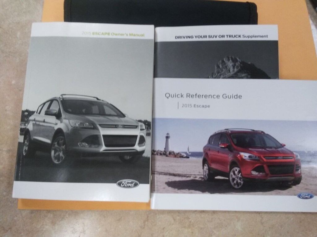 Picture of: FORD ESCAPE OWNERS MANUAL & CASE (QUICK REF, DRV MODE)