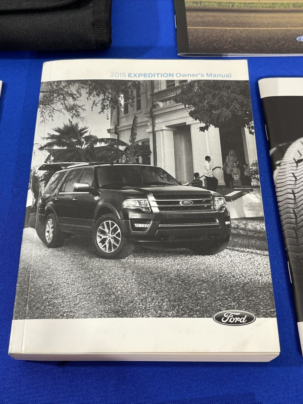 Picture of: FORD EXPEDITION OWNERS MANUAL with CASE  OEM LIMITED KING