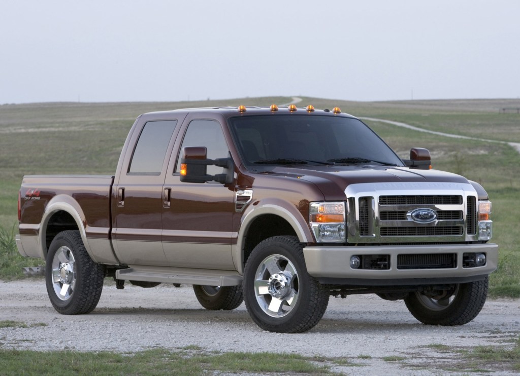 Picture of: Ford F- Super Duty XLT Full Specs, Features and Price