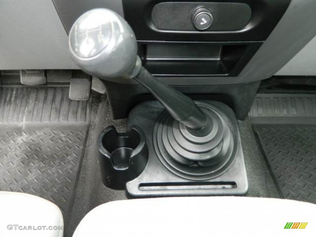 Picture of: Ford F XL Regular Cab  Speed Manual Transmission Photo