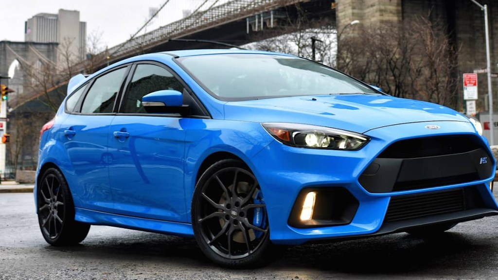 Picture of: Ford Focus RS pricing and specifications – Drive