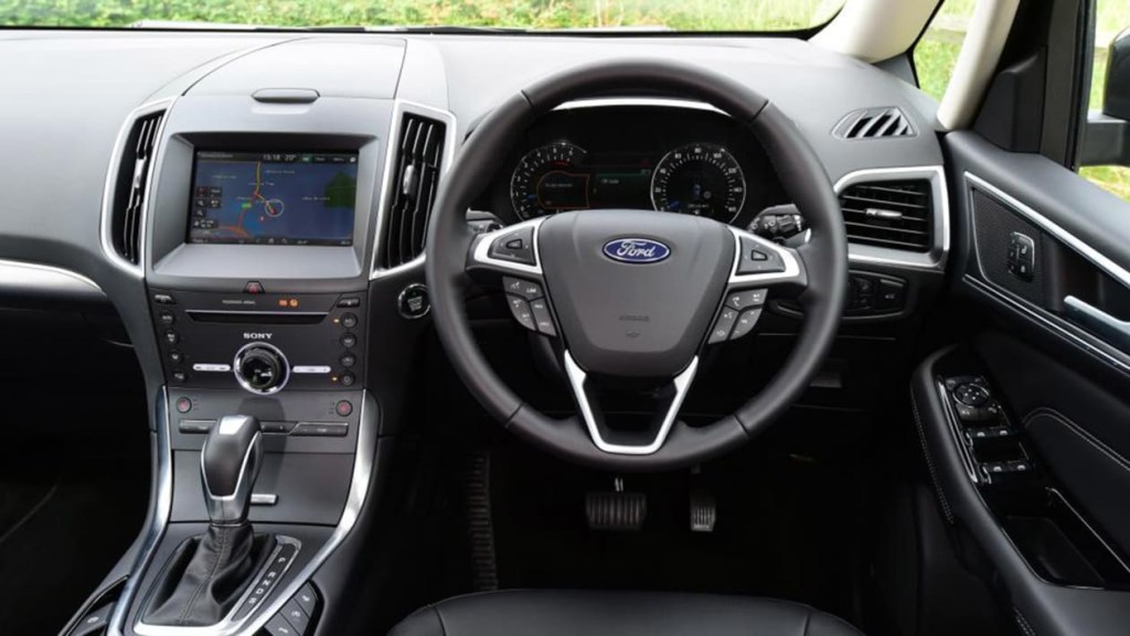 Picture of: Ford Galaxy review – Interior, design and technology   Auto
