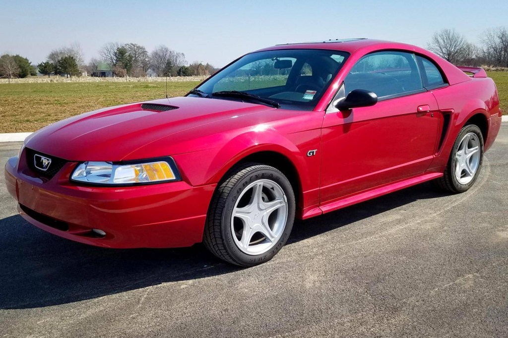Picture of: Ford Mustang GT Coupe auction – Cars & Bids