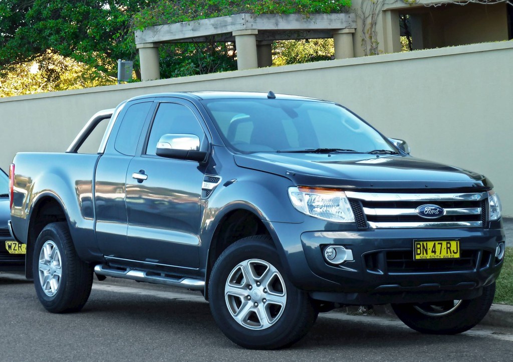 Picture of: Ford Ranger SPORT – Extended Cab Pickup