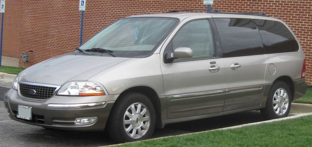 Picture of: Ford Windstar – Wikipedia