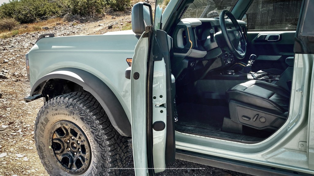 Picture of: You Can Now Order a Ford Bronco Sasquatch with the Manual